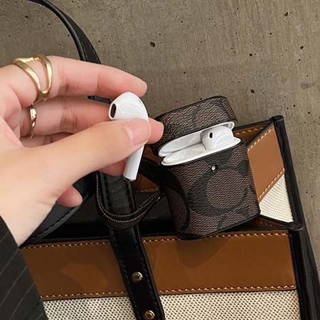 AirPods 3世代 ケース コーチ 