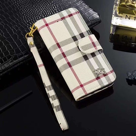 iphone15plus burberry カバー 