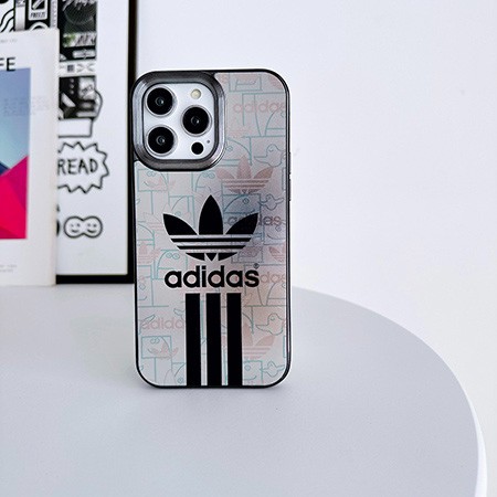 アイフォーン 15プロ max アディダス adidas 携帯ケース 