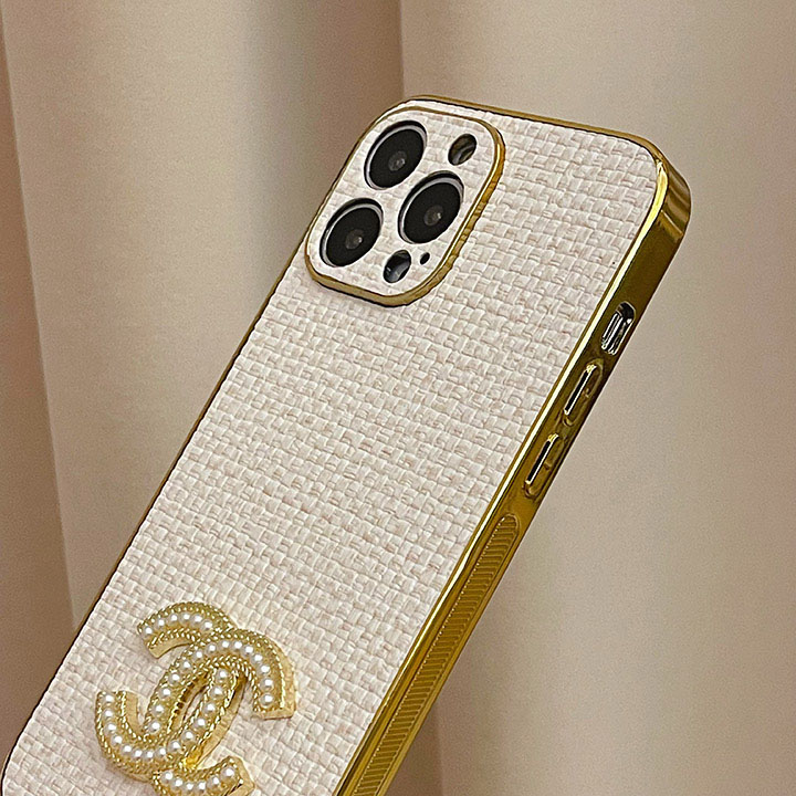 Chanel カバー アイフォン 14promax 金属ロゴ付き