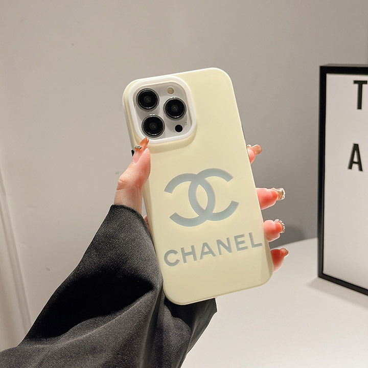 Chanel携帯ケースiphone14 plus