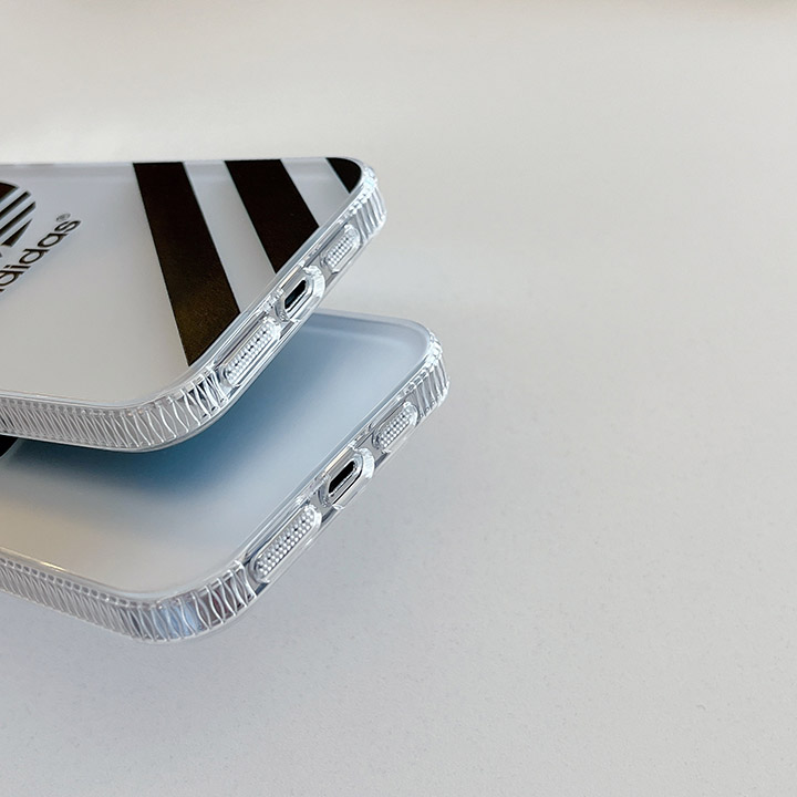 ブランド スマホケース アイフォン 15 ultra アディダス adidas 