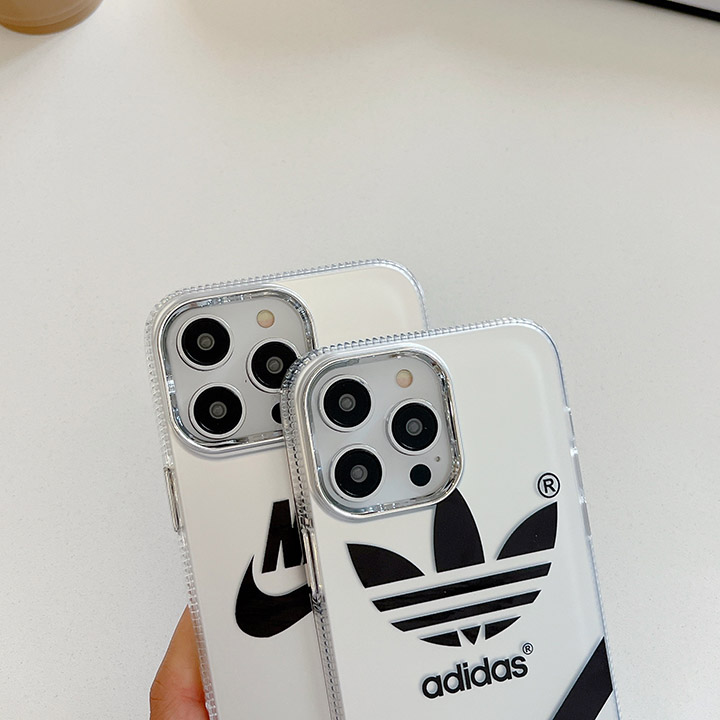 ブランド adidas アディダス iphone15プロ 携帯ケース 