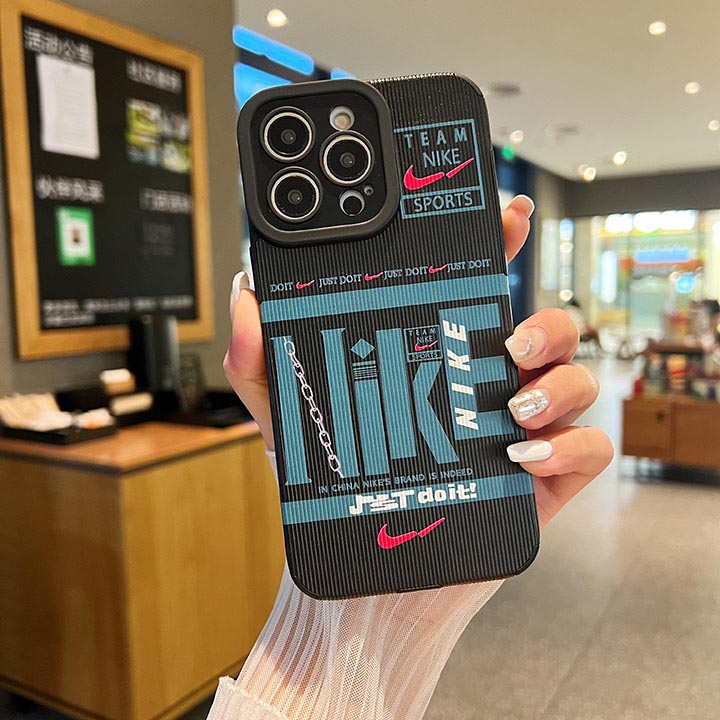 アイフォーン 15 ultra スマホケース nike ナイキ 